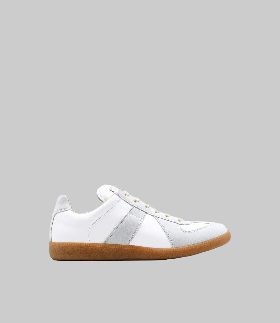 Luxury Retro White & Grey Leather Sneakers with Gum Sole – Minimalist Streetwear Edition